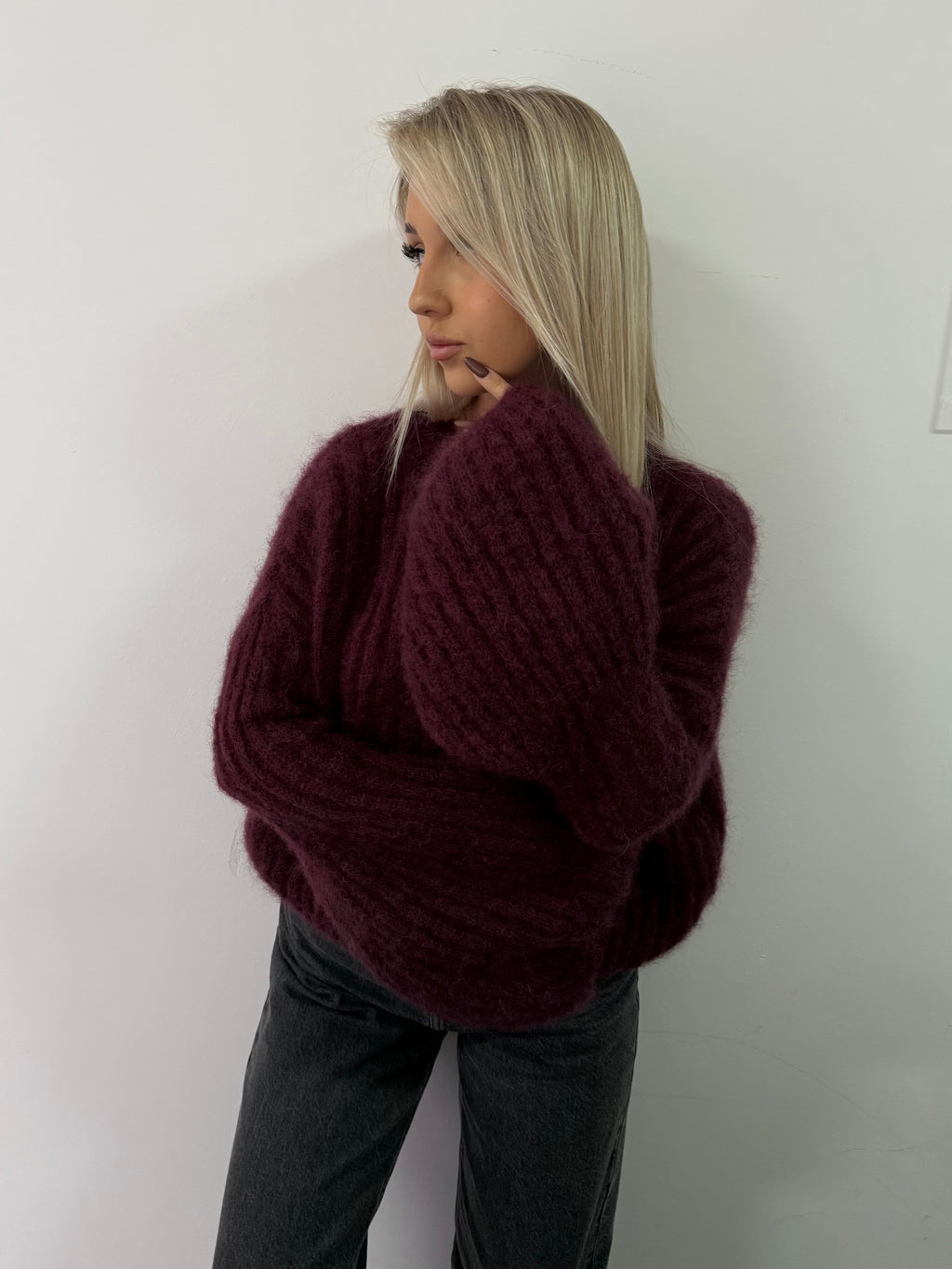 Sweterek dzwonek śliwkowy super kid moher 81% - Veretti Boutique