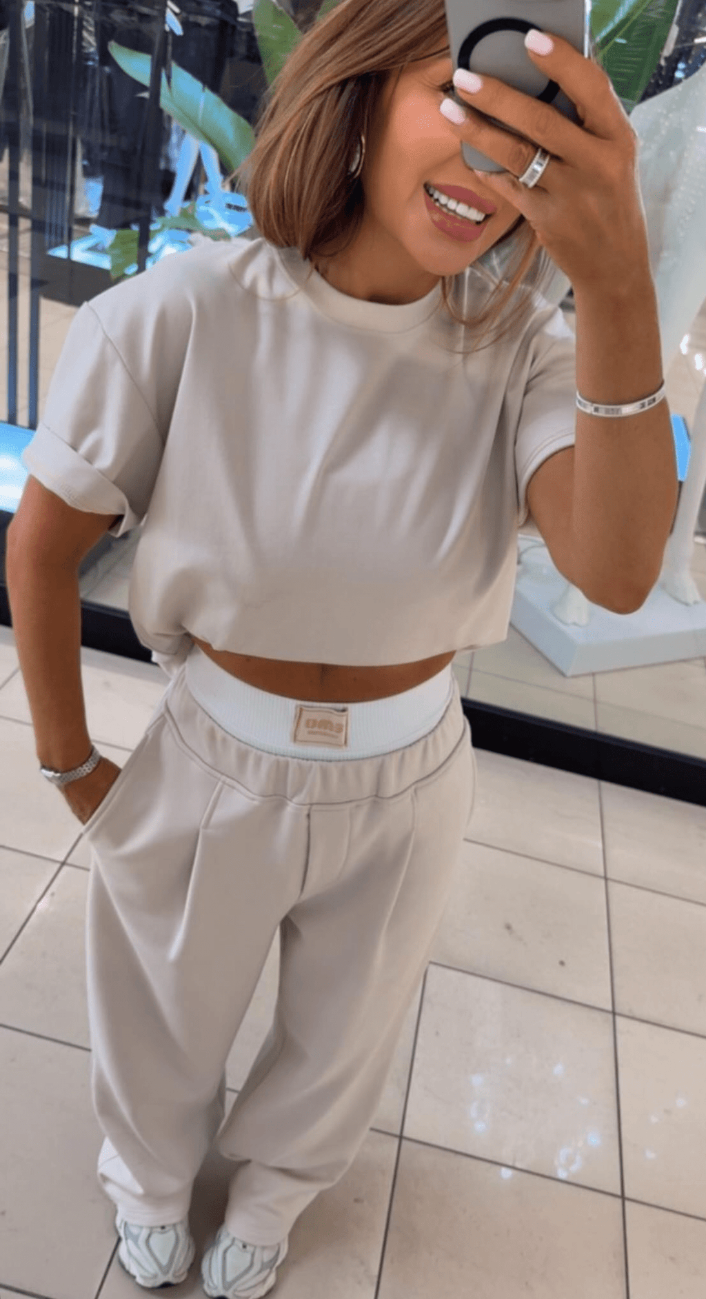 T-shirt damski basic beż EMO - Veretti Boutique