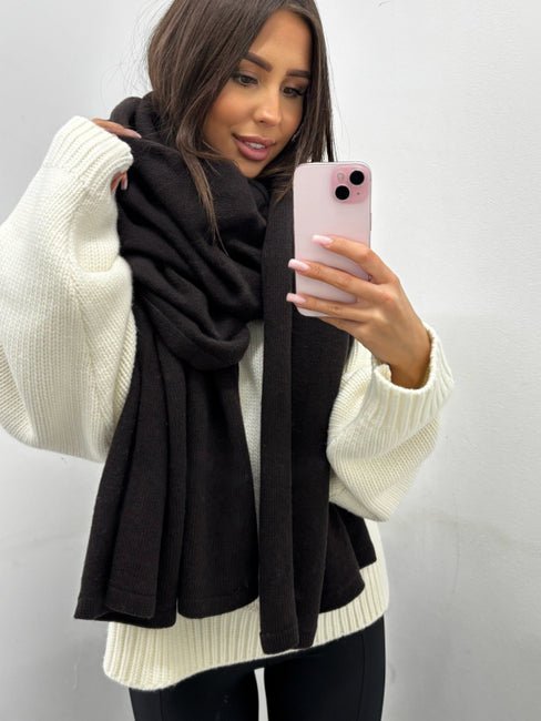 Wełniany szal 90% wełna merino i 10% kaszmir czekoladowy EMO - Veretti Boutique